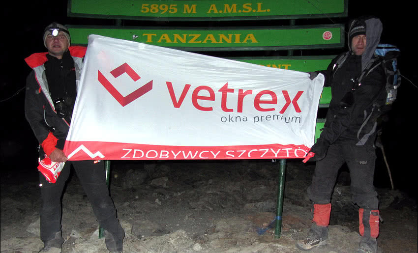 Sponsorowana przez Vetrex wyprawa zdobyła Kilimanjaro